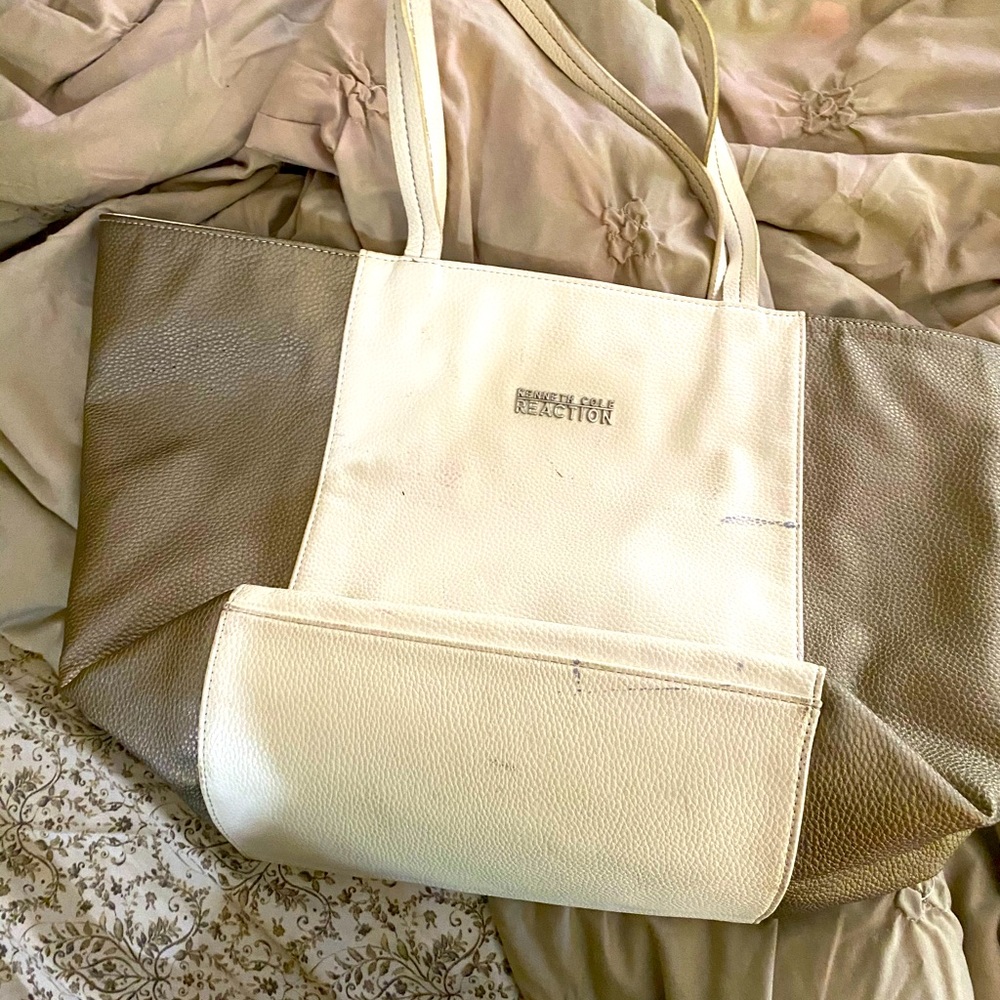 Kenneth Cole reaction bag